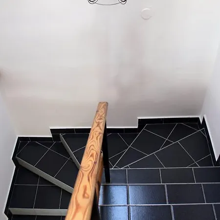 Aparthotel Vöröskő Révfülöp