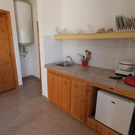 Aparthotel Vöröskő Révfülöp