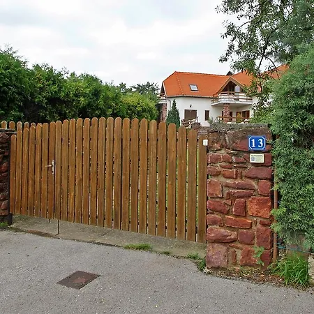 Aparthotel Vöröskő